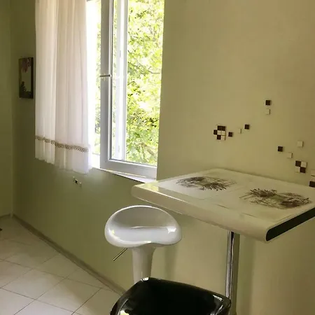 Appartamento Helga Obzor