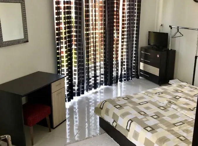 Helga * 奥布佐尔